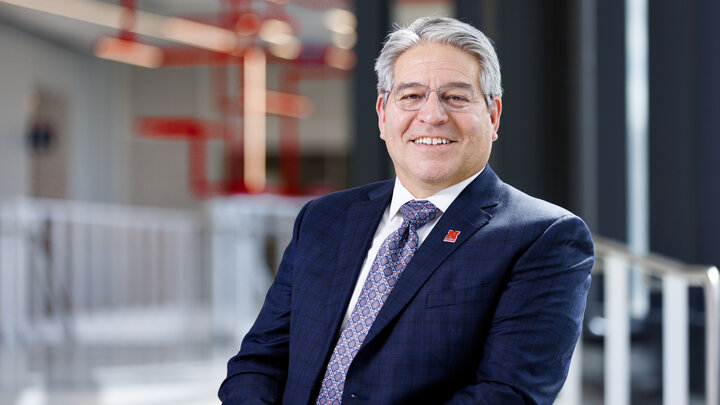 Color portrait of Lance C. Pérez, Fred Hunzeker Dean of Engineering and Omar H. Heins Professor of Electrical and Computer Engineering.