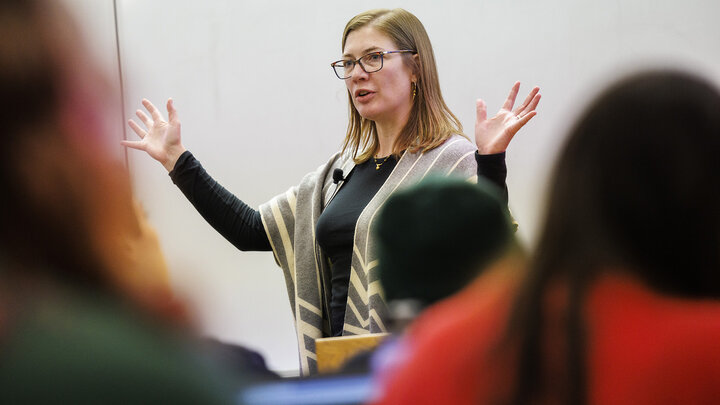 Professor Jenny Keshwani stands at the front of the classroom talking with students in a biological systems engineering course in Chase Hall.